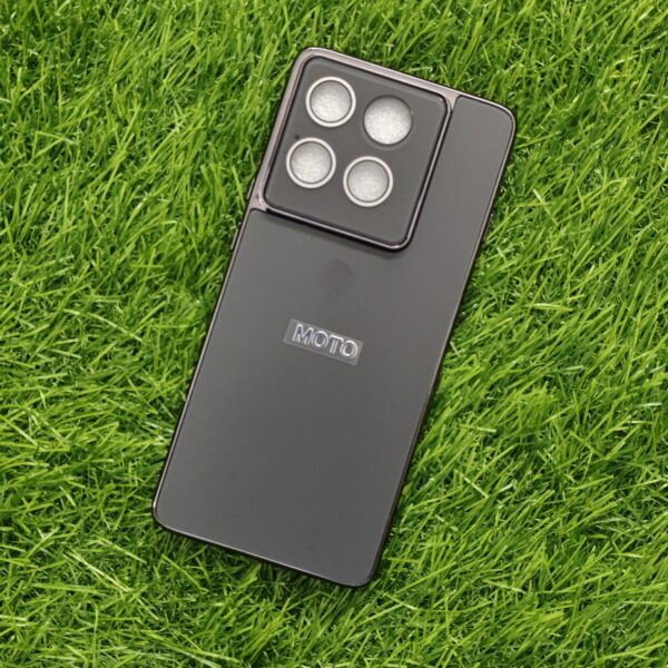 Moto Edge 60 Pro Luxury Matte Chrome Finish Back Cover With Camera Protection - Image 10