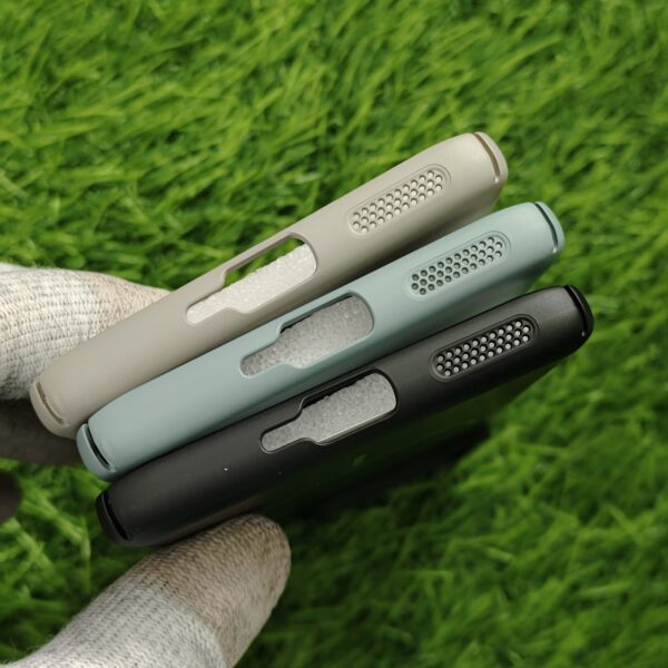 Moto Edge 60 Pro PC Hard MagSafe Back Cover Beats - Image 4