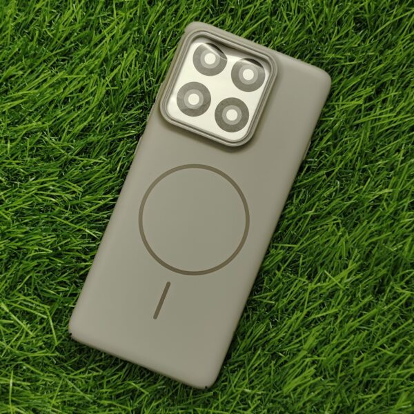 Moto Edge 60 Pro PC Hard MagSafe Back Cover Beats - Image 9