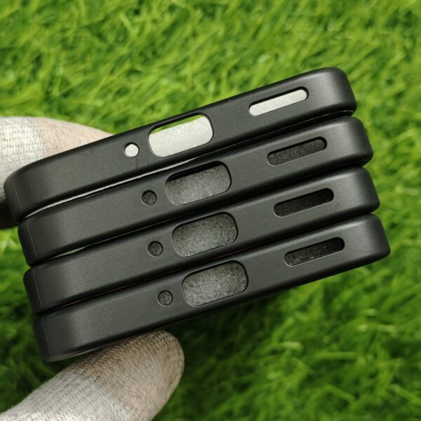 Oppo Reno 14 Premium Leather Finish Back Cover - Image 4