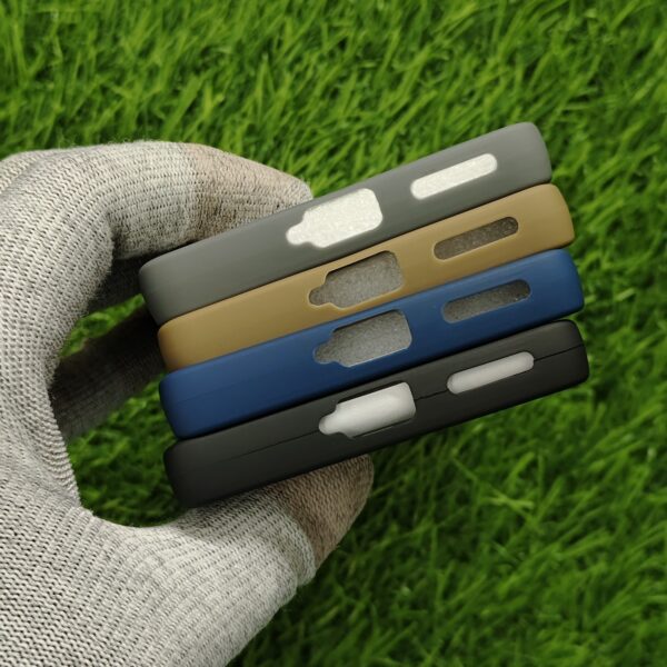 Moto Edge 50 Fusion & G85 & G96 Matte Skin Back Cover No Magsafe - Image 4