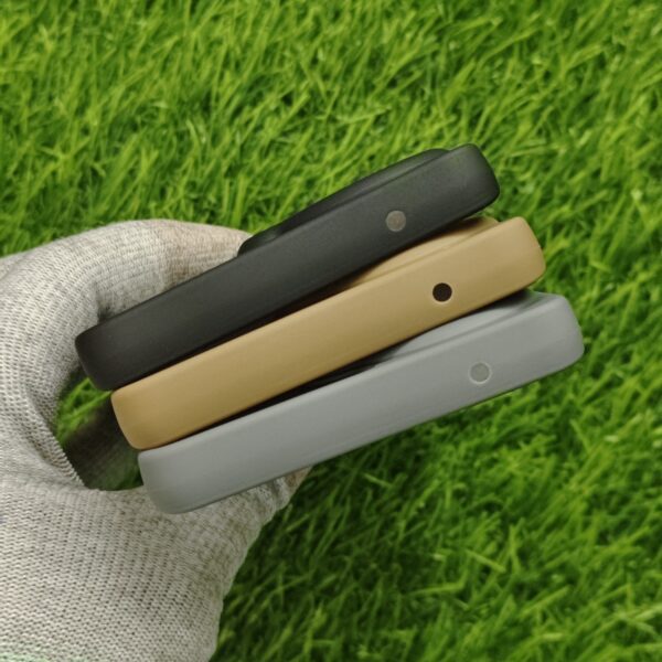 Vivo V40E & iQOO Z9S Matte Skin Back Cover No Magsafe - Image 5