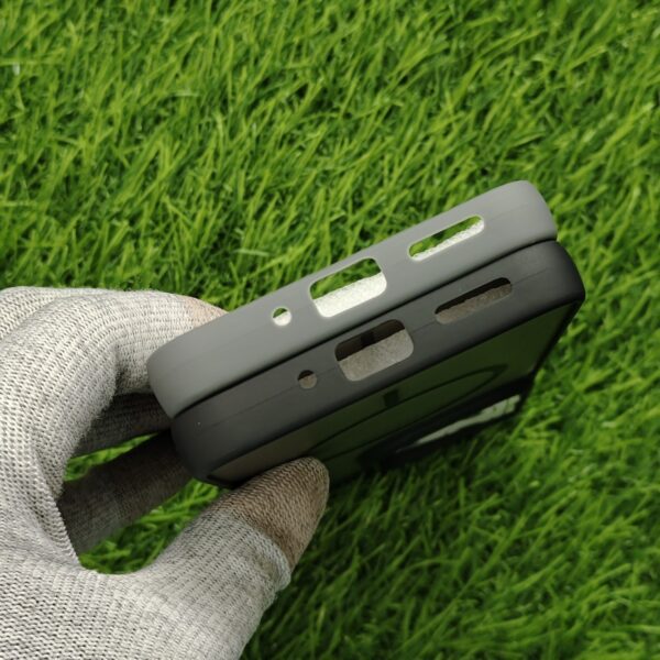Vivo T4X & Y29 Matte Skin Back Cover No Magsafe - Image 4
