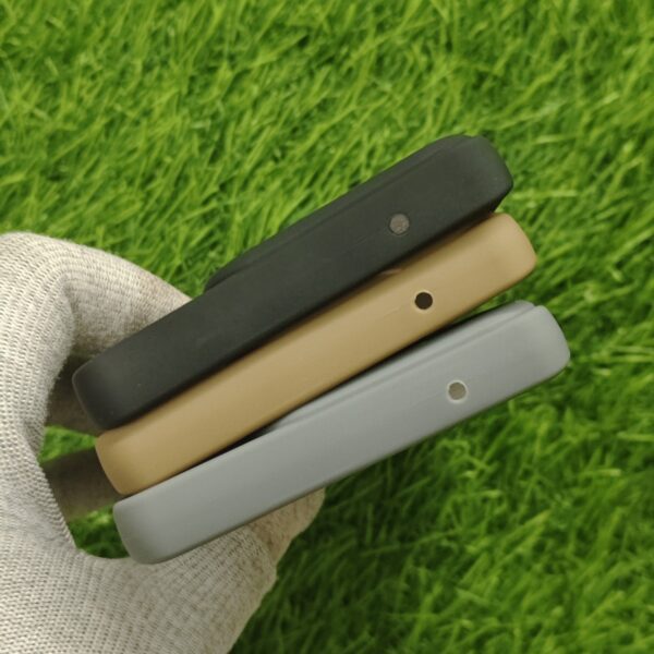 Vivo Y200 Pro & Y300 Plus Matte Skin Back Cover No Magsafe - Image 5
