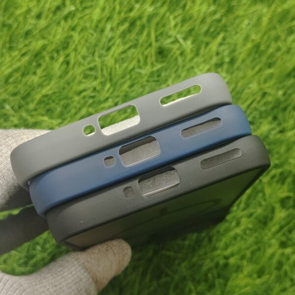 Oppo Reno 14 Matte Skin Back Cover No Magsafe - Image 4