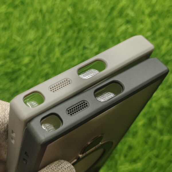 Samsung S22 Ultra Stylish MagSafe Foldable Stand Back Cover - Image 4