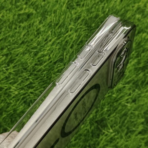 Google Pixel 10 Pro XL Magsafe Transparent PC Hard Crystal Back Cover - Image 3