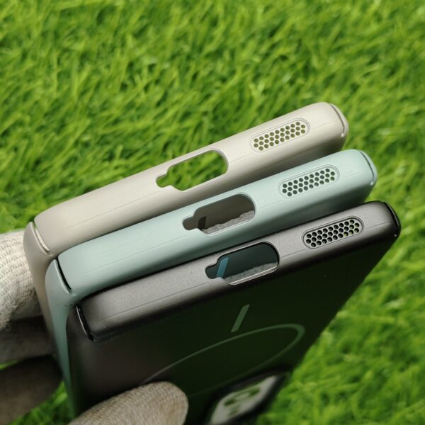 Vivo Y400 Pro PC Hard MagSafe Back Cover Beats - Image 4