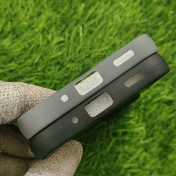 Samsung M56 Matte Skin Back Cover No Magsafe - Image 4