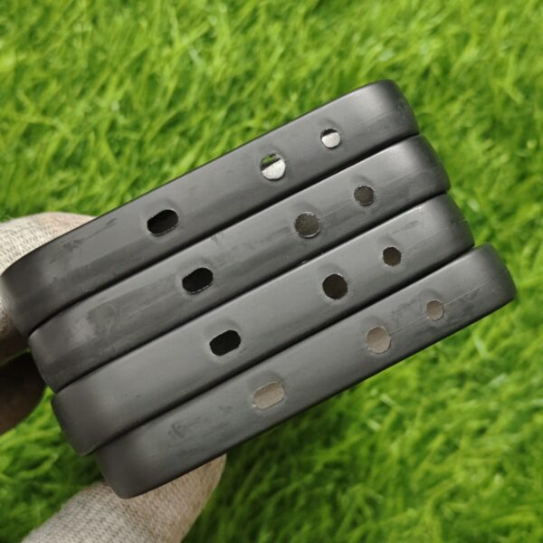 Oppo Reno 13 Premium Carbon Design Magsafe Back Cover - Image 5