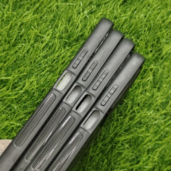 Vivo T4X Premium Carbon Design Magsafe Back Cover - Image 3