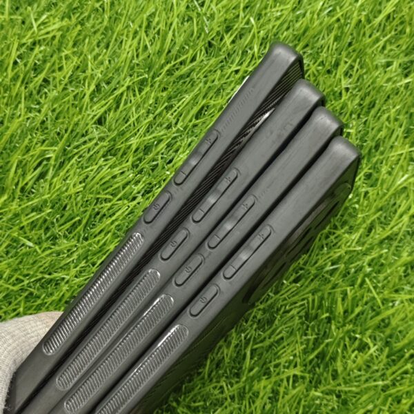 Vivo X100 Premium Carbon Design Magsafe Back Cover - Image 3