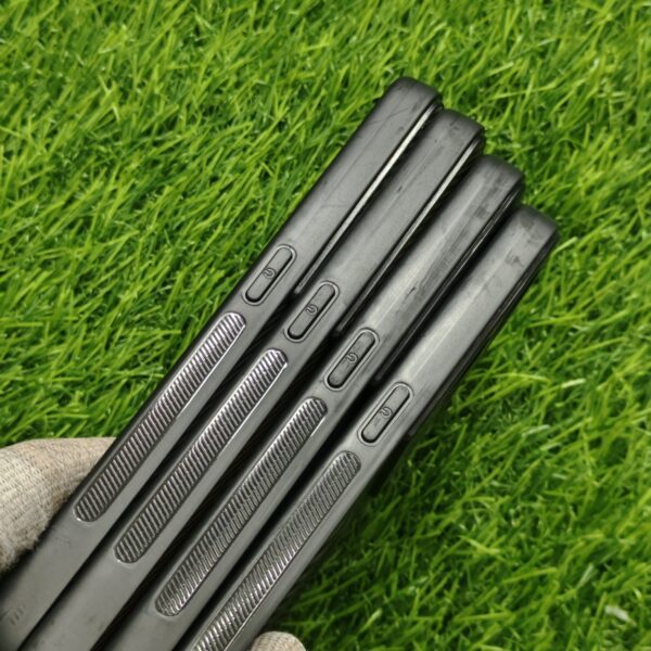 Oppo reno 8 Pro Premium Carbon Design Magsafe Back Cover - Image 3