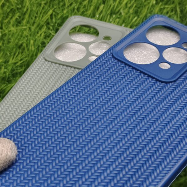 Realme 15 Pro Stylish Knot Design Silicon Back Cover - Image 6