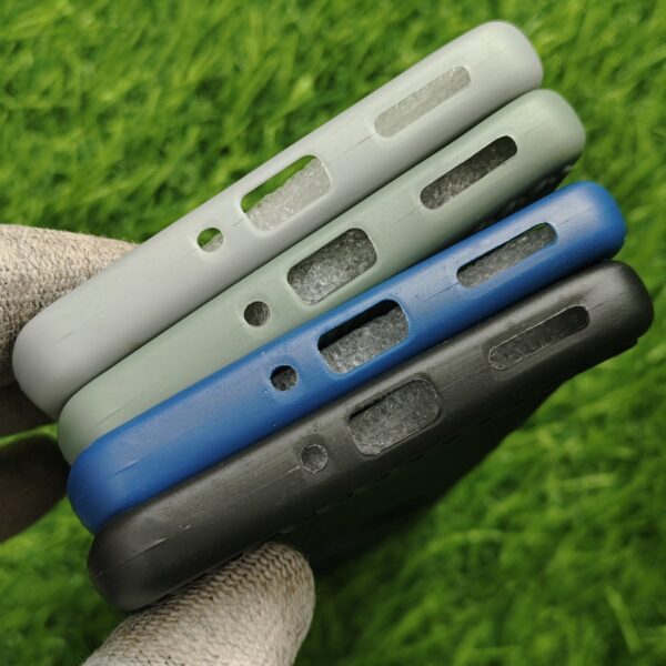 Realme 14 Pro Stylish Knot Design Silicon Back Cover - Image 4