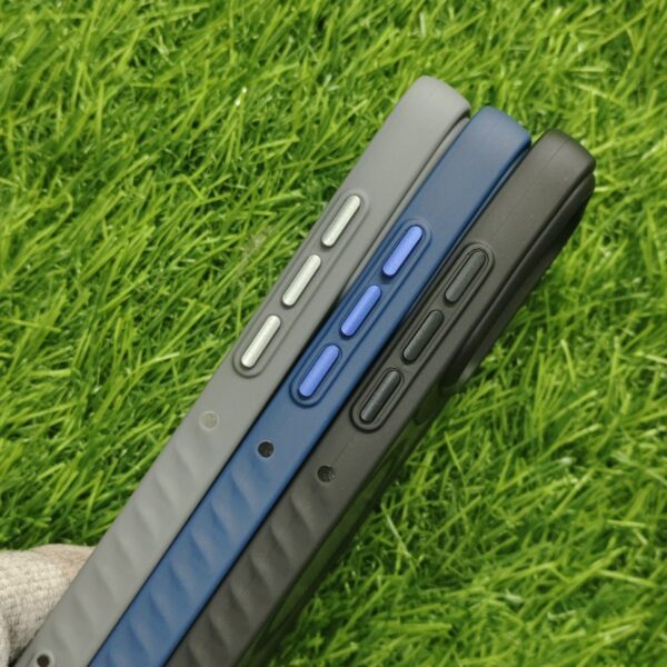 Moto Edge 50 Neo Matte Skin Back Cover No Magsafe - Image 3