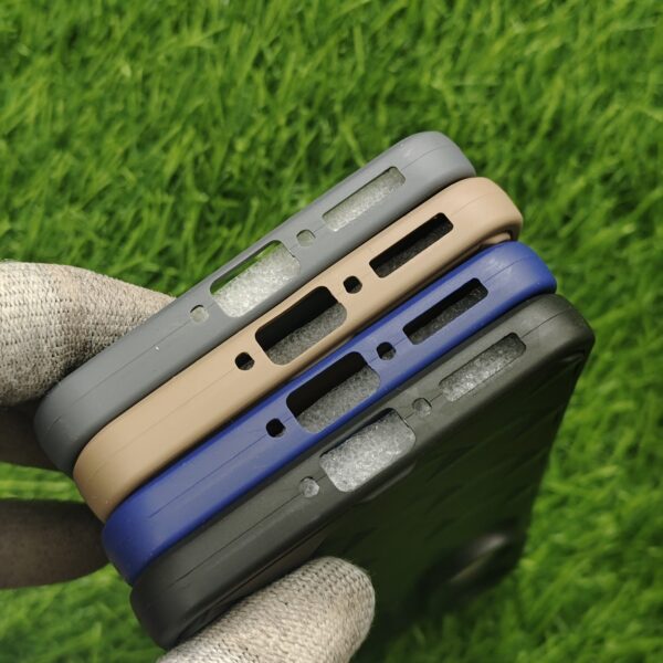 Vivo V60 & T4 Pro Diamond Design Silicon Back Cover - Image 4