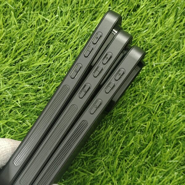 Vivo X200 FE Stylish Camera Protection Back Cover - Image 3