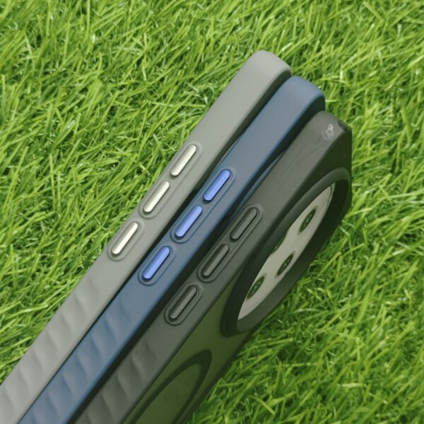 Vivo T4 & iQOO Z10 Matte Skin Back Cover No Magsafe - Image 3