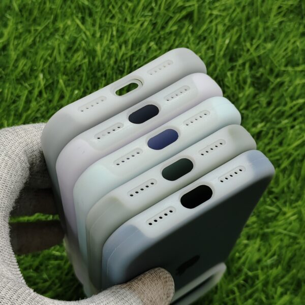 iPhone 17 & 17 Pro & 17 Pro Max Colourful Matte Silicon Back Cover With Soft Cloth Inside - Image 4