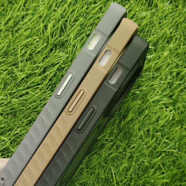Oneplus 11R Matte Skin Back Cover No Magsafe - Image 3