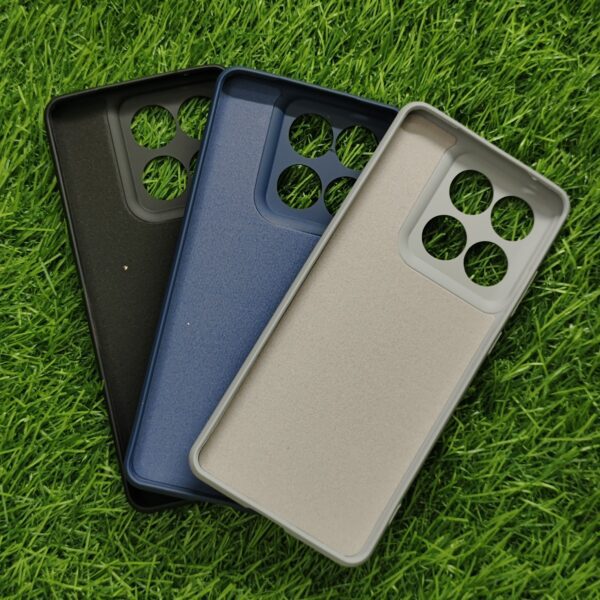 Motorola Edge 60 Fusion Silicon No Magsafe Back Cover With Cloth Inside - Image 6