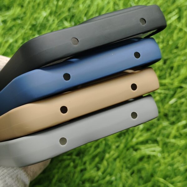 Vivo X200 FE Matte Skin Back Cover No Magsafe - Image 5