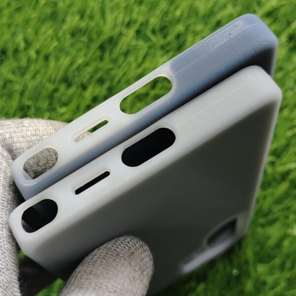 Samsung Galaxy S25 Ultra Colourful Matte Silicon Back Cover With Soft Cloth Inside - Image 4