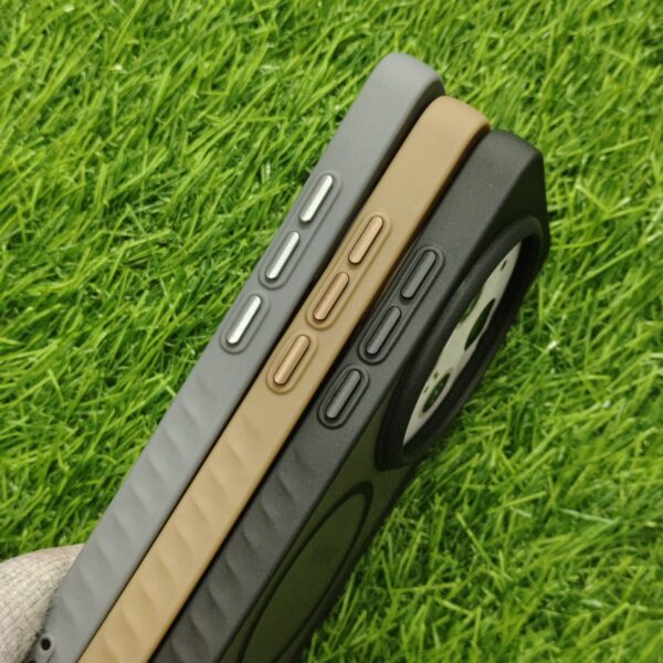 Vivo X200 Pro Matte Skin Back Cover No Magsafe - Image 3