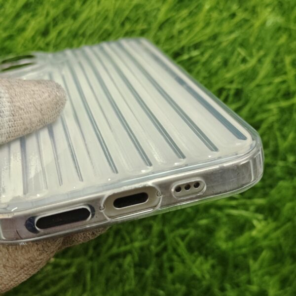 iPhone 16 & 16 Air & 16 Pro & 16 Pro Max Silicon Transparent Strips Totu Back Cover - Image 8