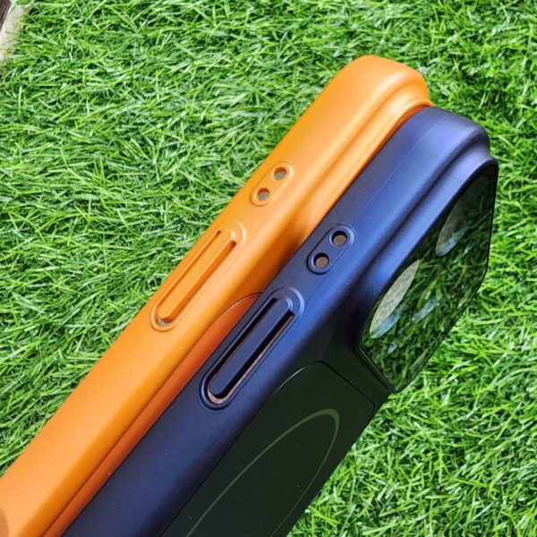 iPhone 16 & 16 Pro & 16 Pro Max Premium Hard Case Converter Back Cover - Image 4