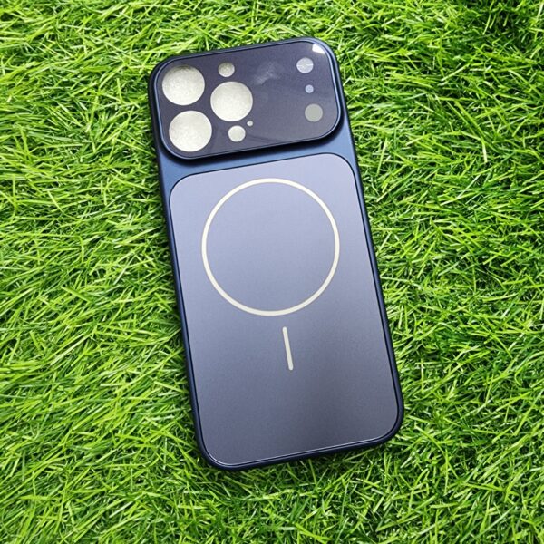 iPhone 16 & 16 Pro & 16 Pro Max Premium Hard Case Converter Back Cover - Image 8