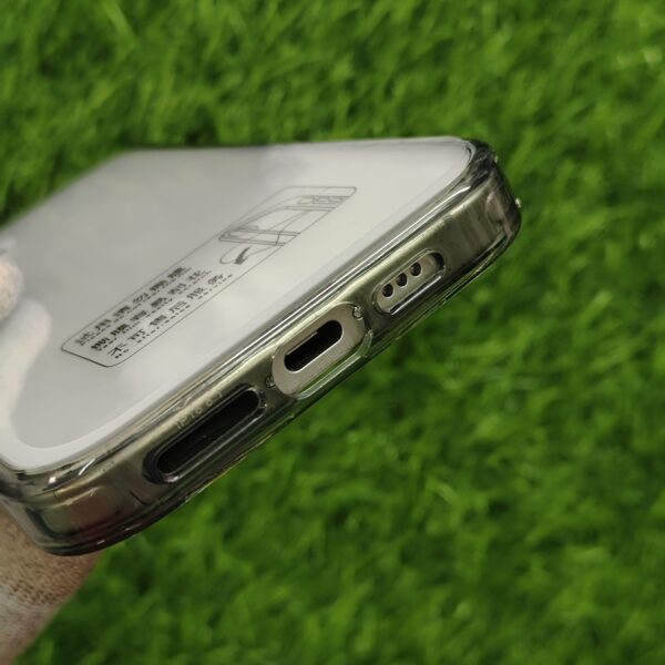 iPhone 16 & 16 Pro & 16 Pro Max Premium Matte Silicon Side Transparent Back Cover - Image 9