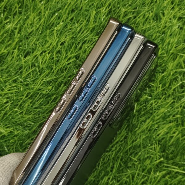 Vivo V29 & V29 Pro Luxury Matte Chrome Finish Back Cover - Image 3