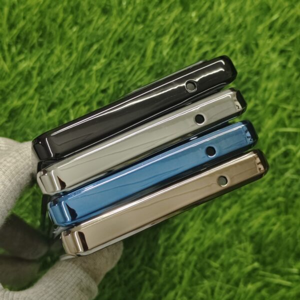 Vivo V29 & V29 Pro Luxury Matte Chrome Finish Back Cover - Image 5