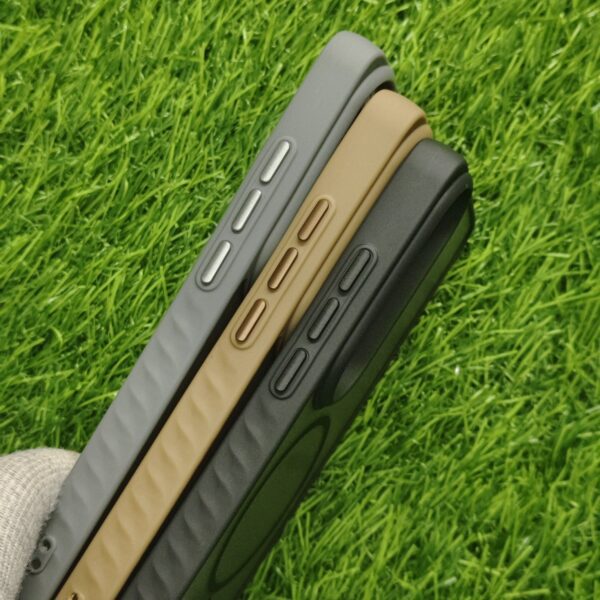 OnePlus Nord CE 4 Matte Skin Back Cover No Magsafe - Image 3