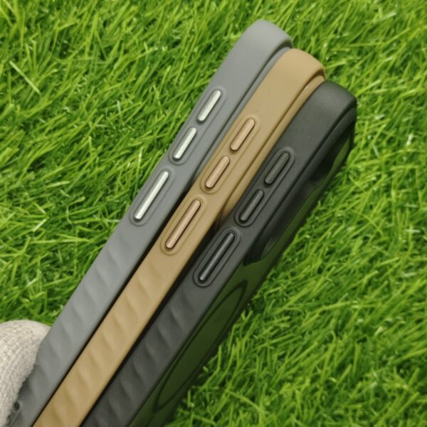 Samsung S24 FE Matte Skin Back Cover No Magsafe - Image 3