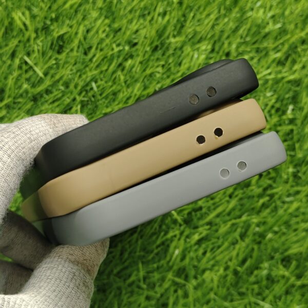 Samsung S24 FE Matte Skin Back Cover No Magsafe - Image 5