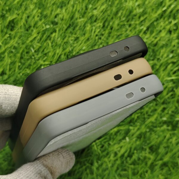 Vivo X200 Matte Skin Back Cover No Magsafe - Image 5