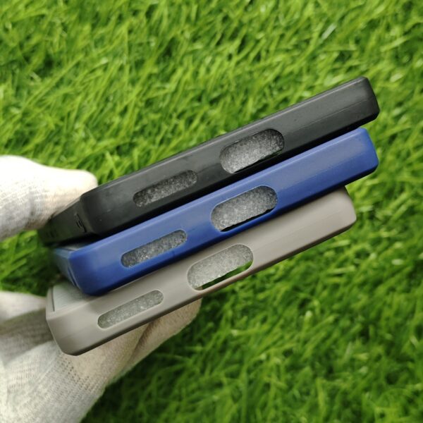 Motorola Edge 50 Fusiom & G85  & G96 Premium Leather Magsafe Back Cover - Image 4