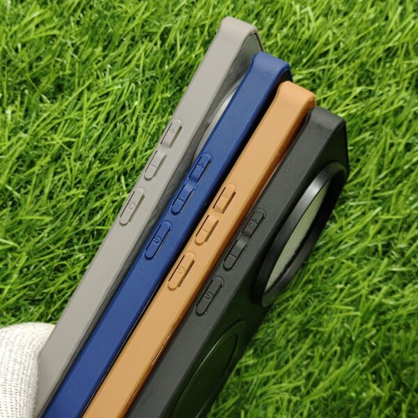 Realme 12 Pro Plus & 12 Pro Premium Leather Magsafe Back Cover - Image 3