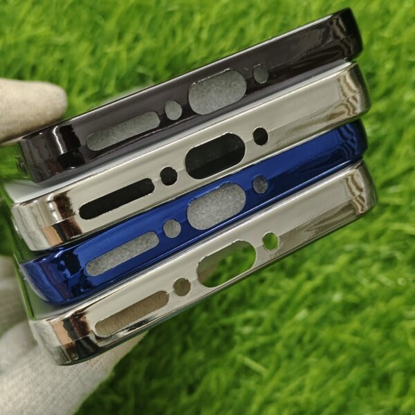 Oneplus Nord 5 Luxury Matte Chrome Finish Magsafe Back Cover - Image 4