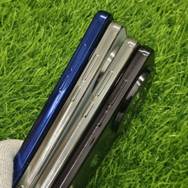 Vivo X200 Luxury Matte Chrome Finish Magsafe Back Cover - Image 3