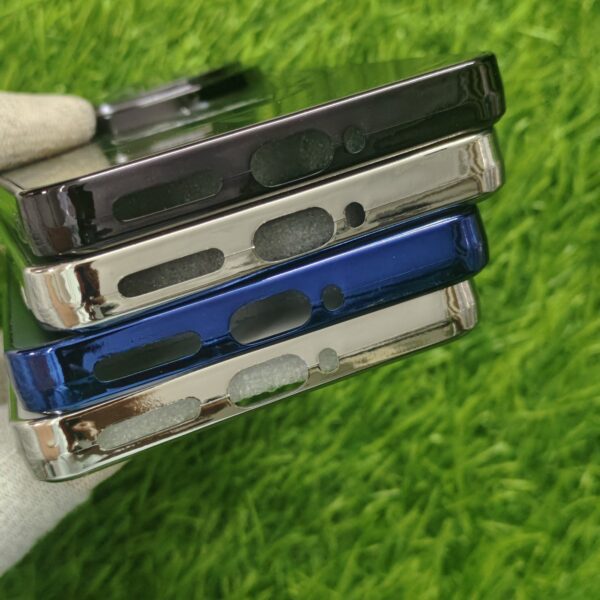Vivo X200 Pro Luxury Matte Chrome Finish Magsafe Back Cover - Image 4