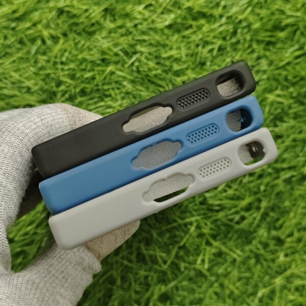 Samsung Galaxy S23 Ultra Matte Skin Magsafe Back Cover - Image 4