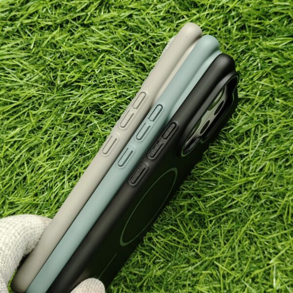 Vivo V60 & T4 Pro PC Hard MagSafe Back Cover Beats - Image 3