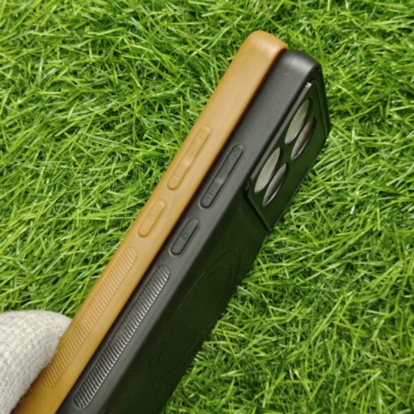 Poco X6 Pro Premium Leather Finish Back Cover No Magsafe - Image 3
