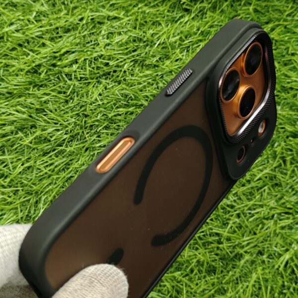 iPhone 17 & 17 Pro & 17 Pro Max Matte Skin Magsafe Back Cover - Image 10