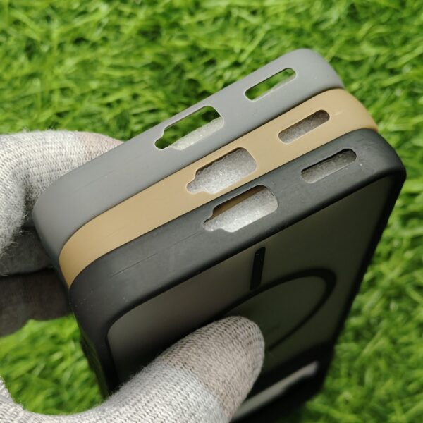 Nothing Phone 3 Matte Skin Back Cover No Magsafe - Image 4