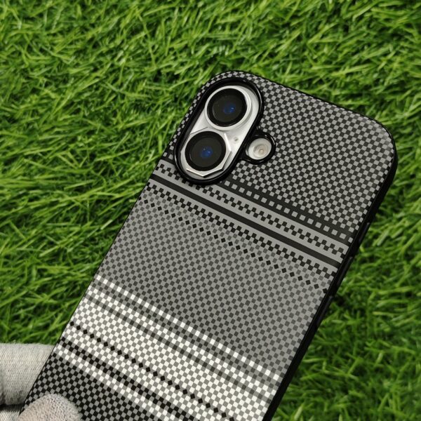 iPhone 16 & 16 Pro & 16 Pro Max Premium Pixel Design Back Cover With Cloth Inside - Image 15